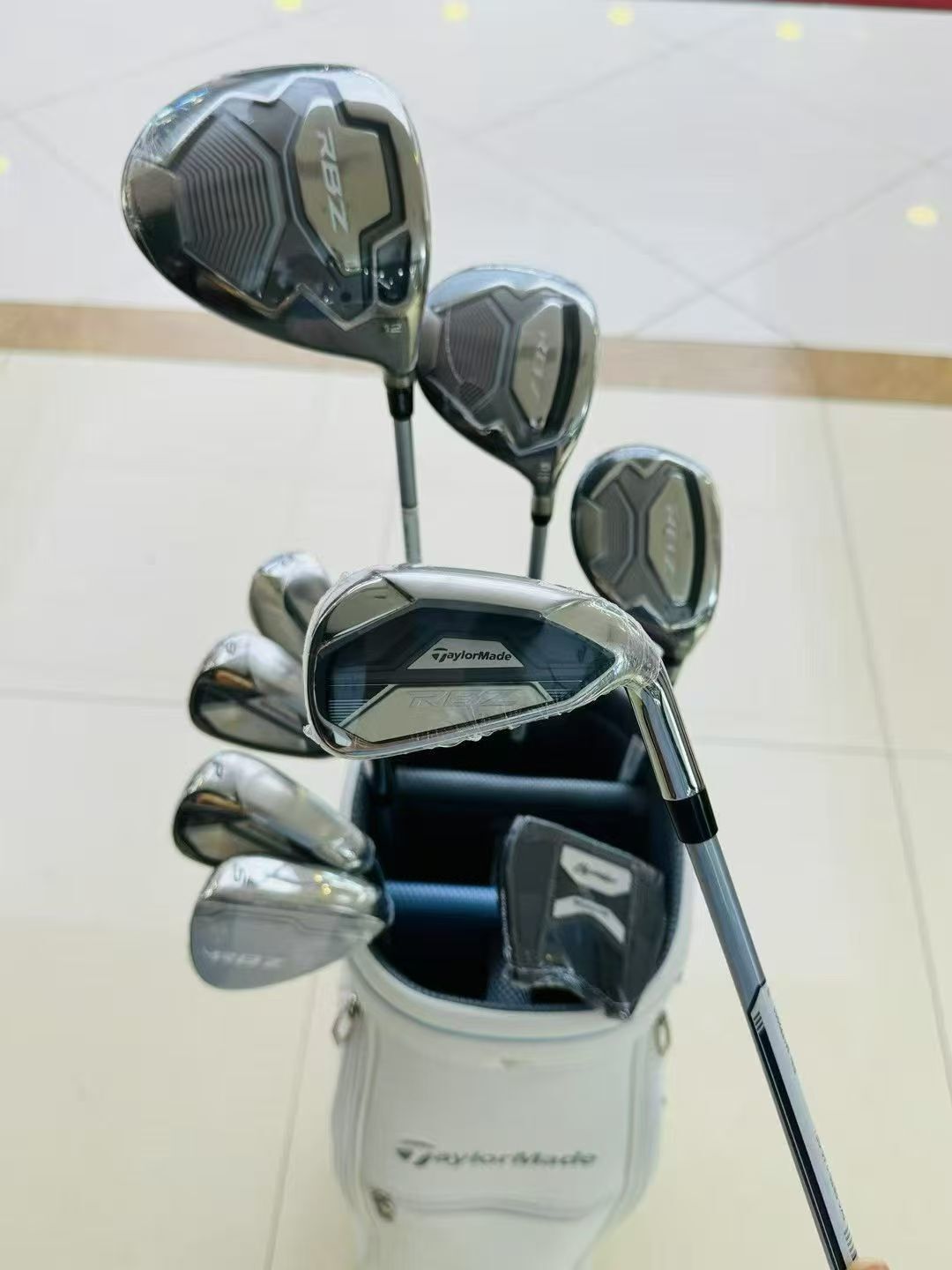 Taylormade RBZ irons set