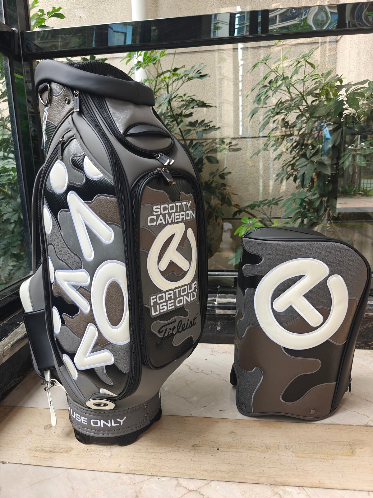 Scotty Cameron #82 #83 Bag 2026