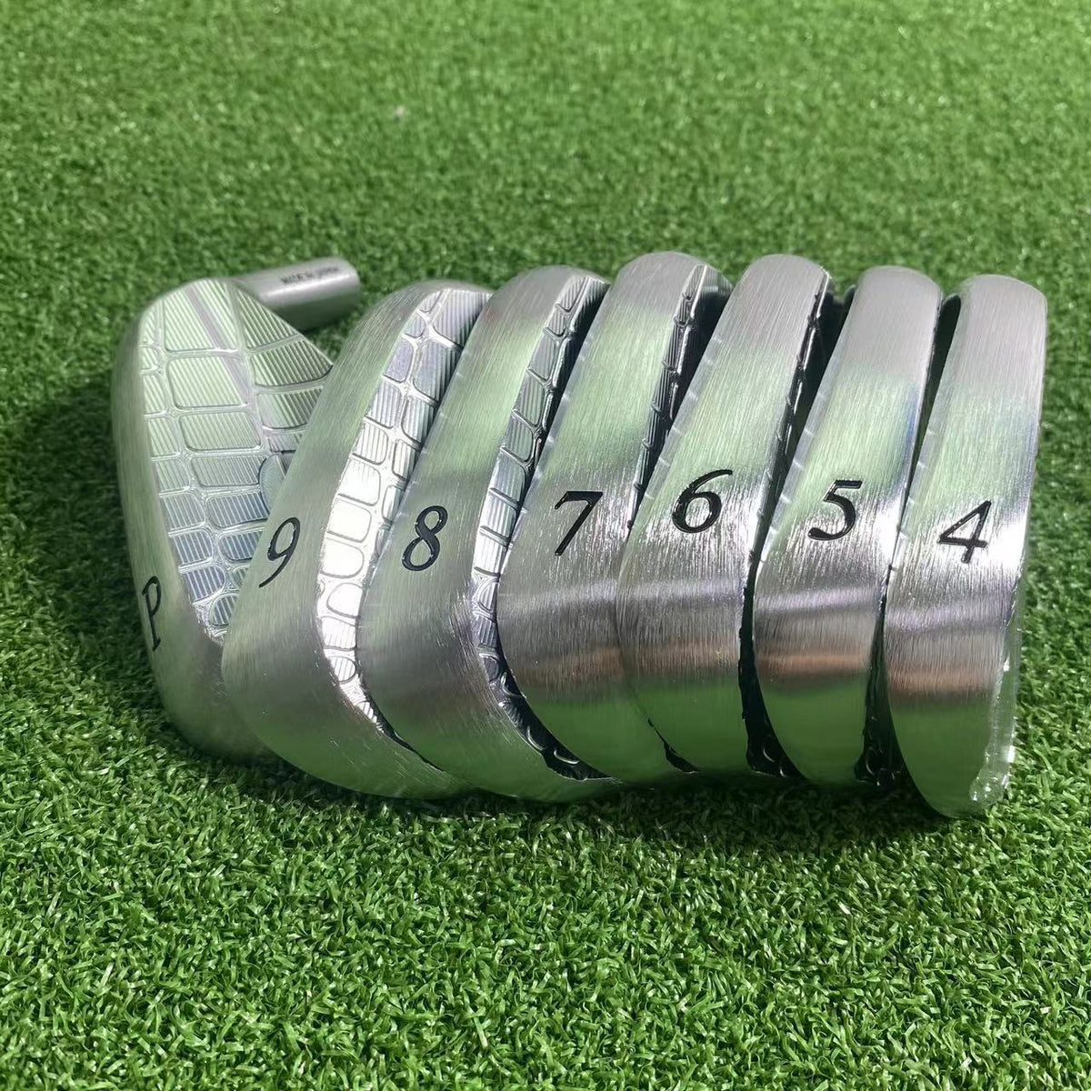 CAIMIAN MB Silver irons