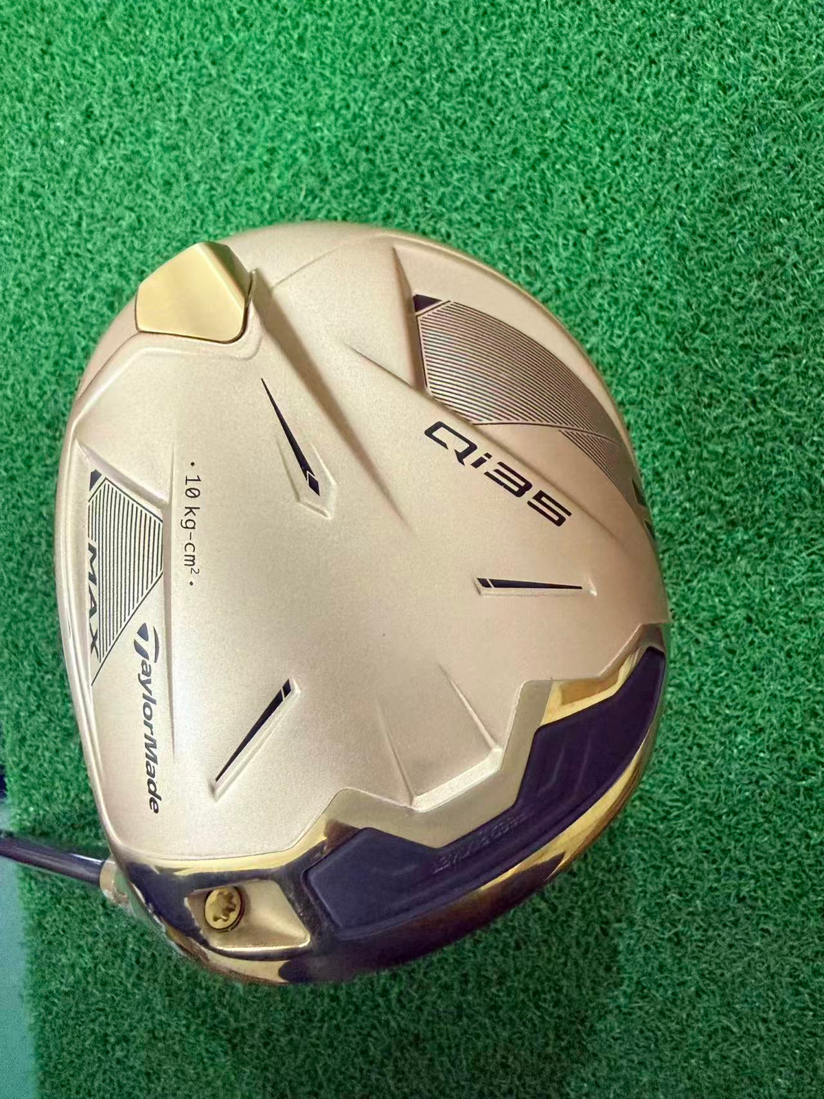 Taylormade QI35 MAX Driver（Gold）