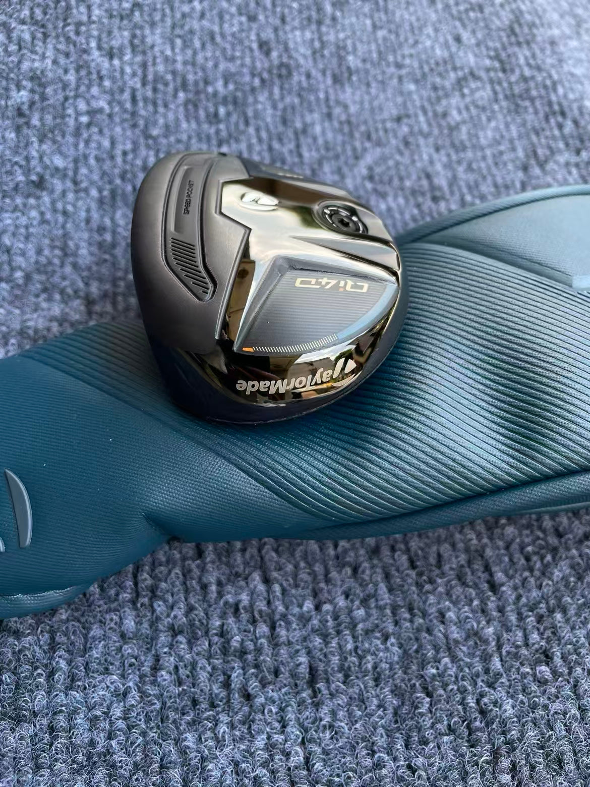 Taylormade QI4D Hybird Club