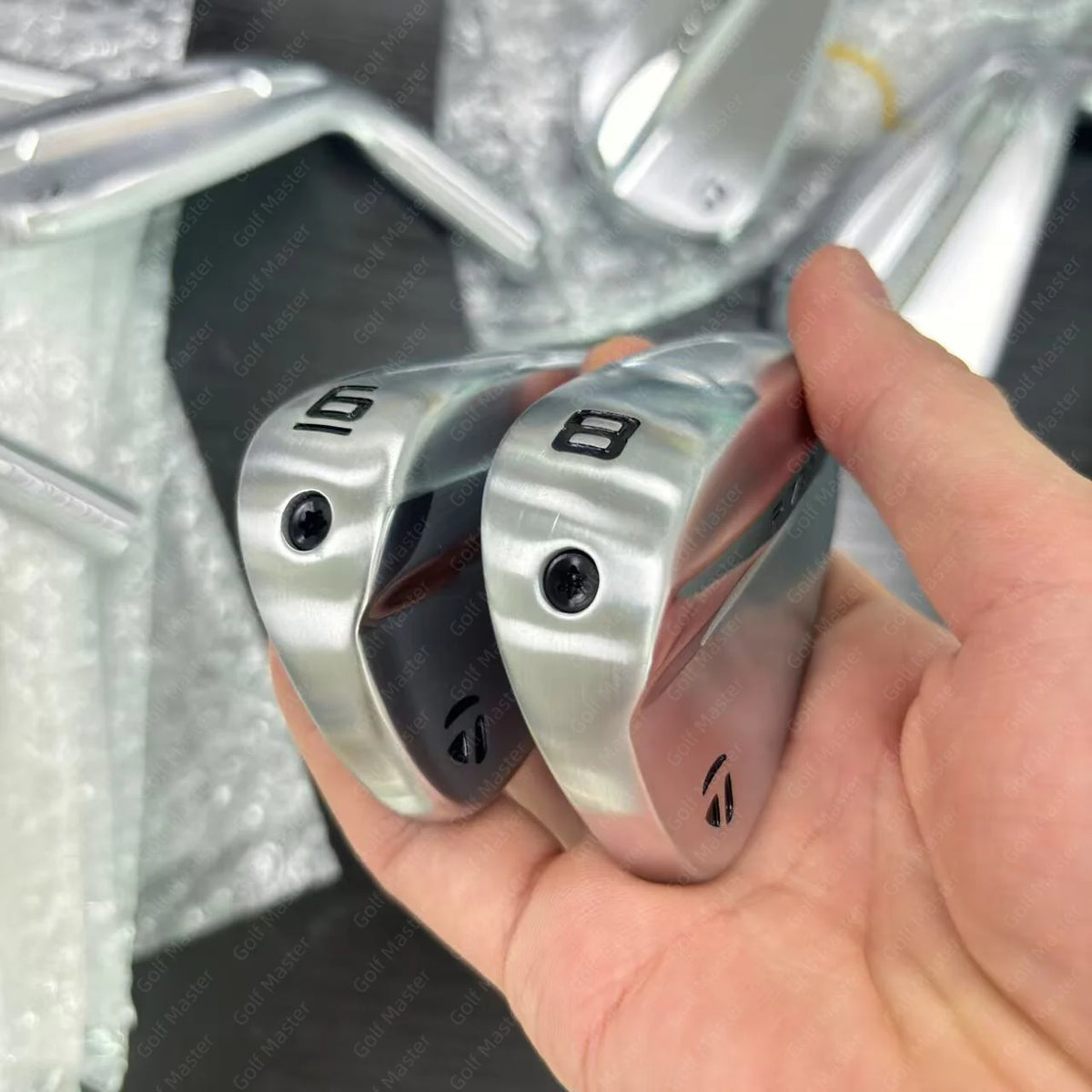 Taylormade P790-2025 Silver irons