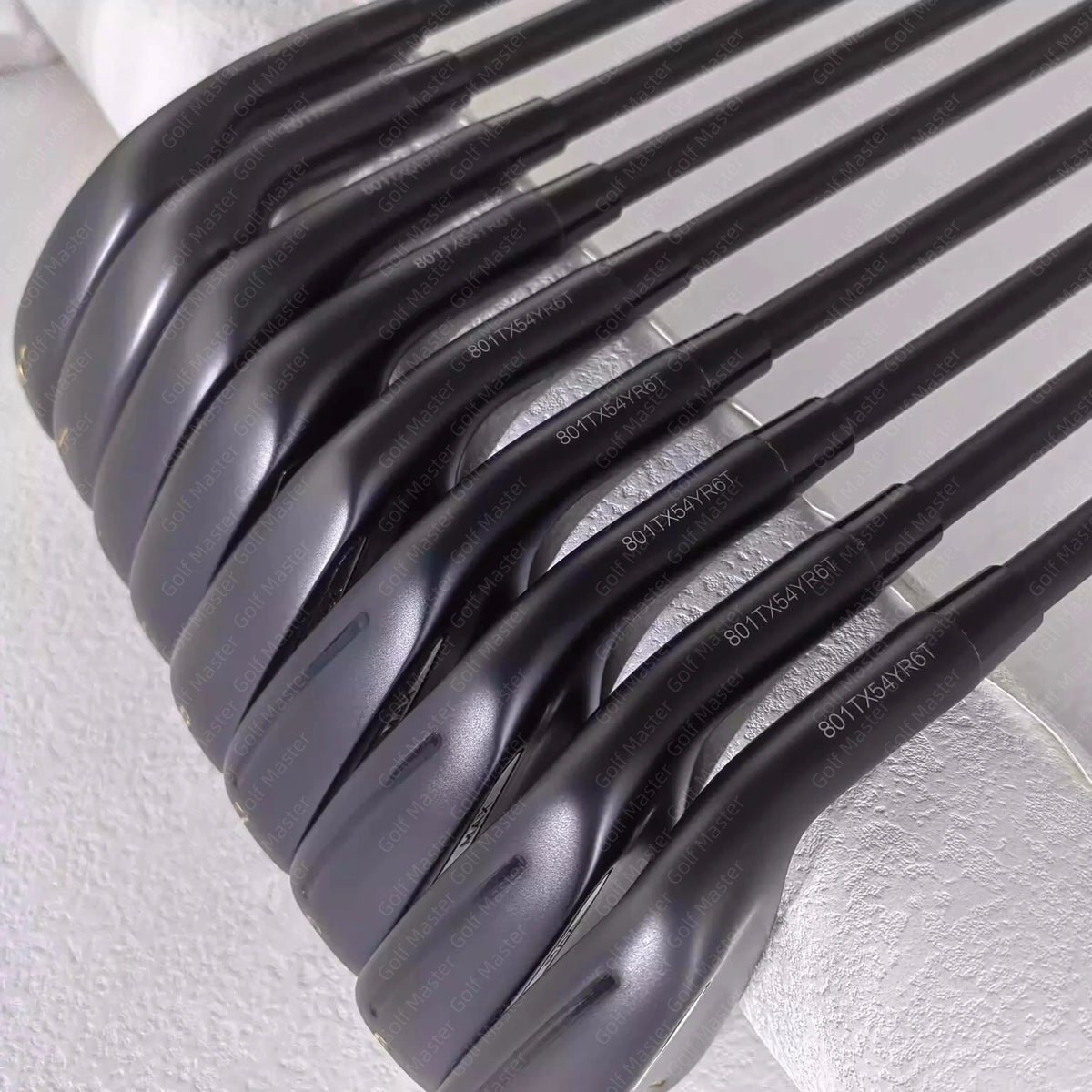 Taylormade CGB MAX black irons