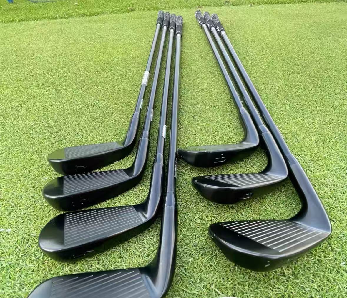 Titleist Limited Edition T150 Black Iron