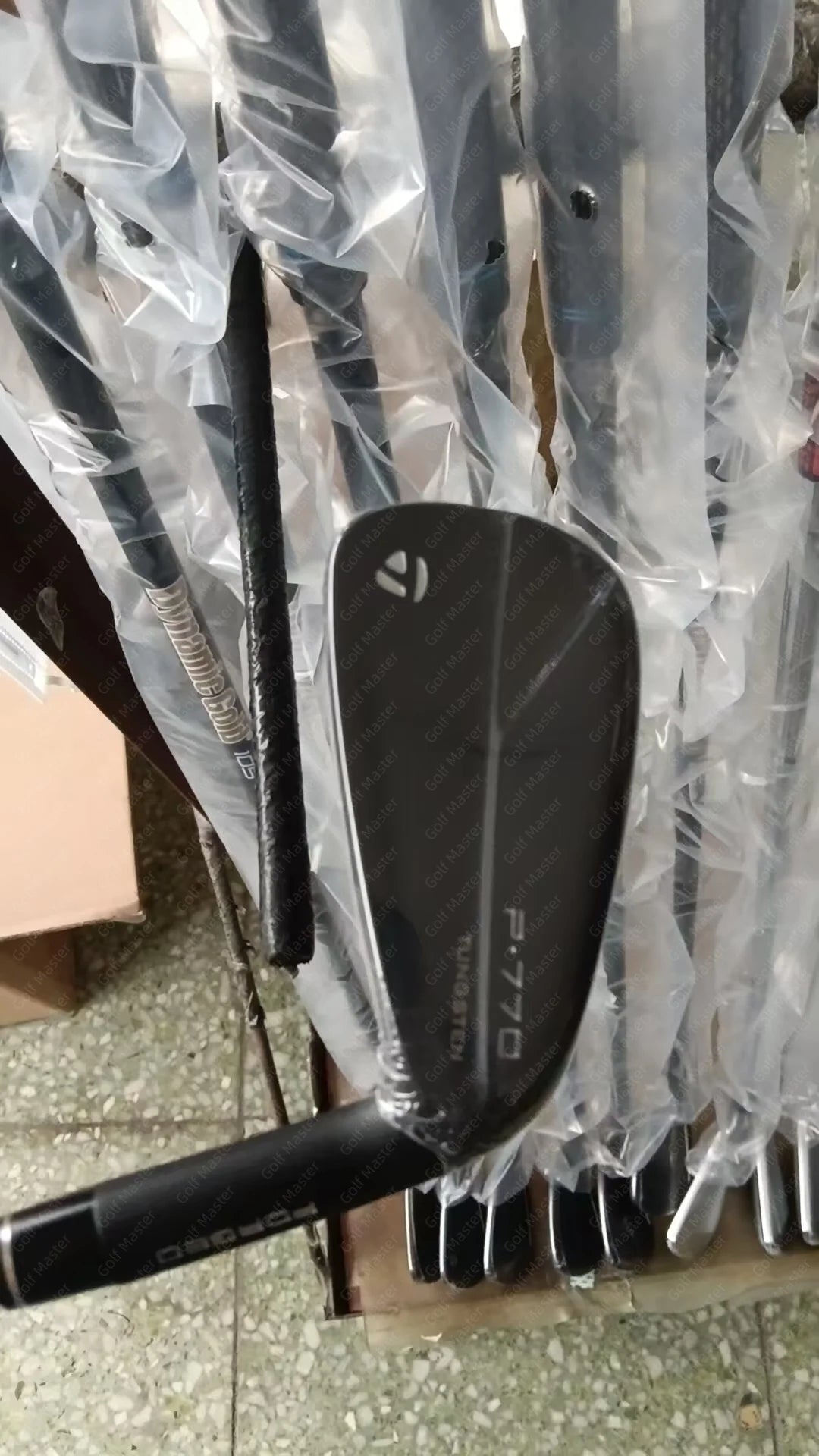 Taylormade P770 black Irons