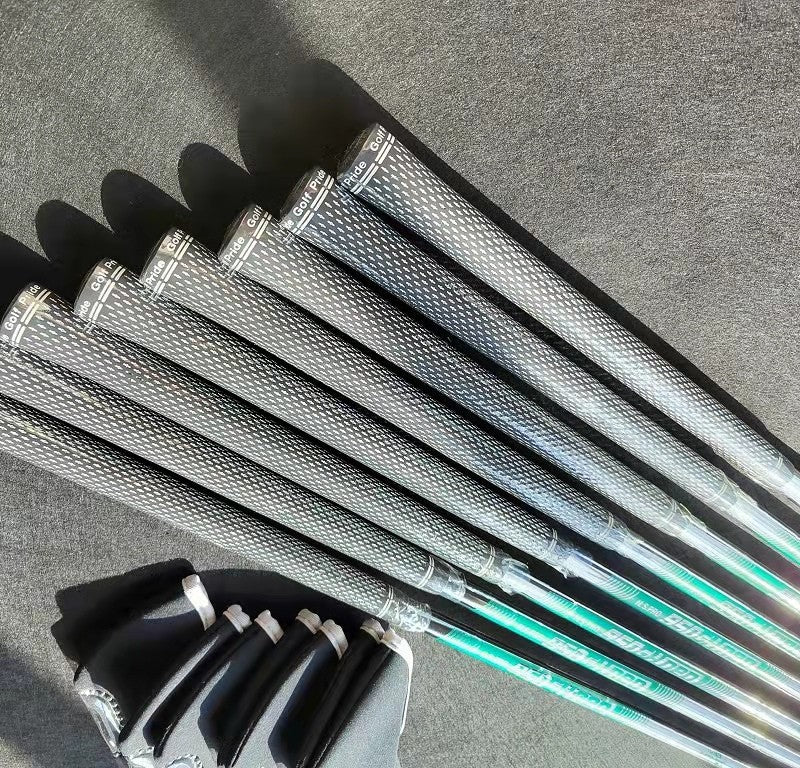 Titleist T200 Irons type 2023 classic style