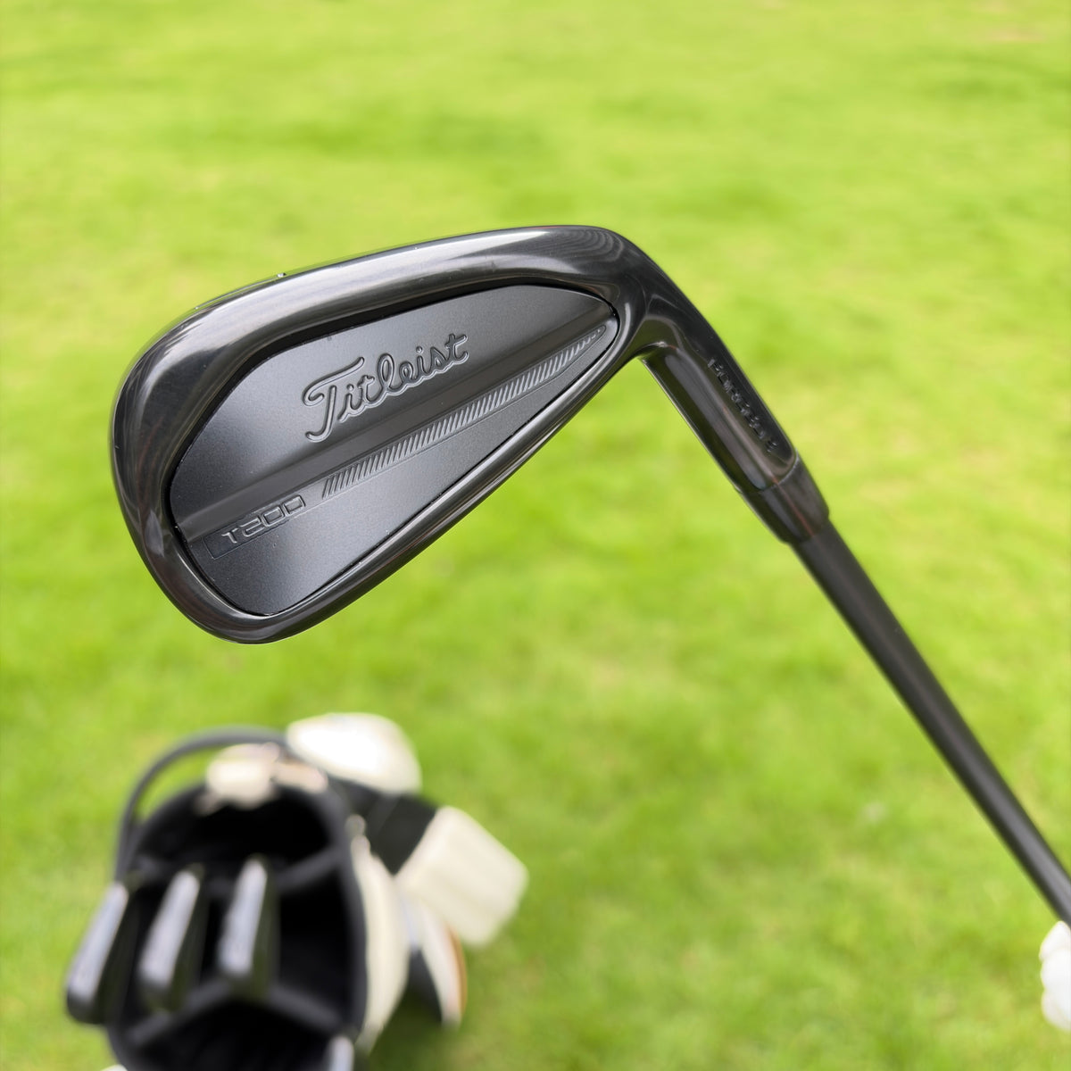 Titleist T200 black Irons