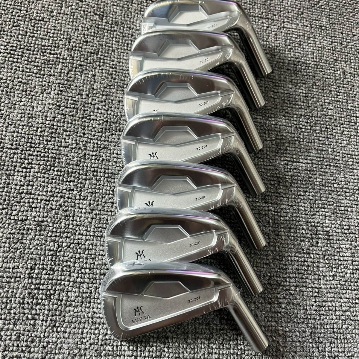 TC-201 Silver Irons