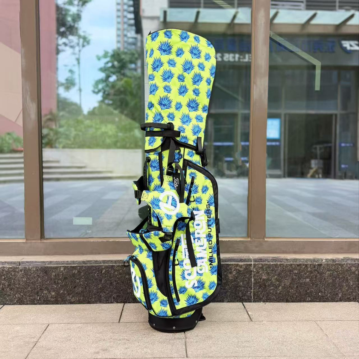 74-Scotty Cameron bag