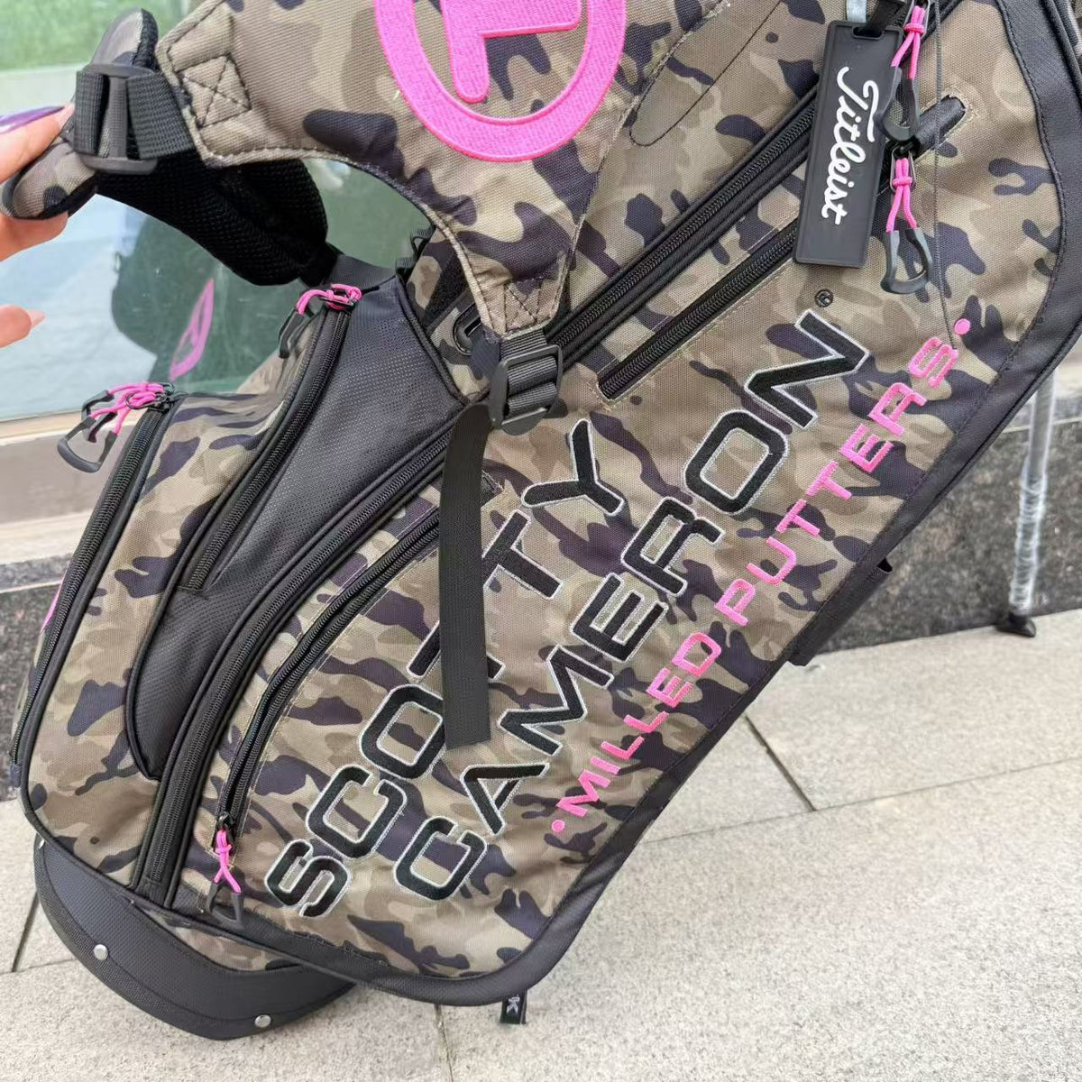 74-Scotty Cameron bag