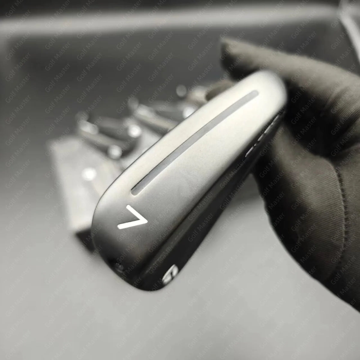 Taylormade P790-black irons（The fourth generation）