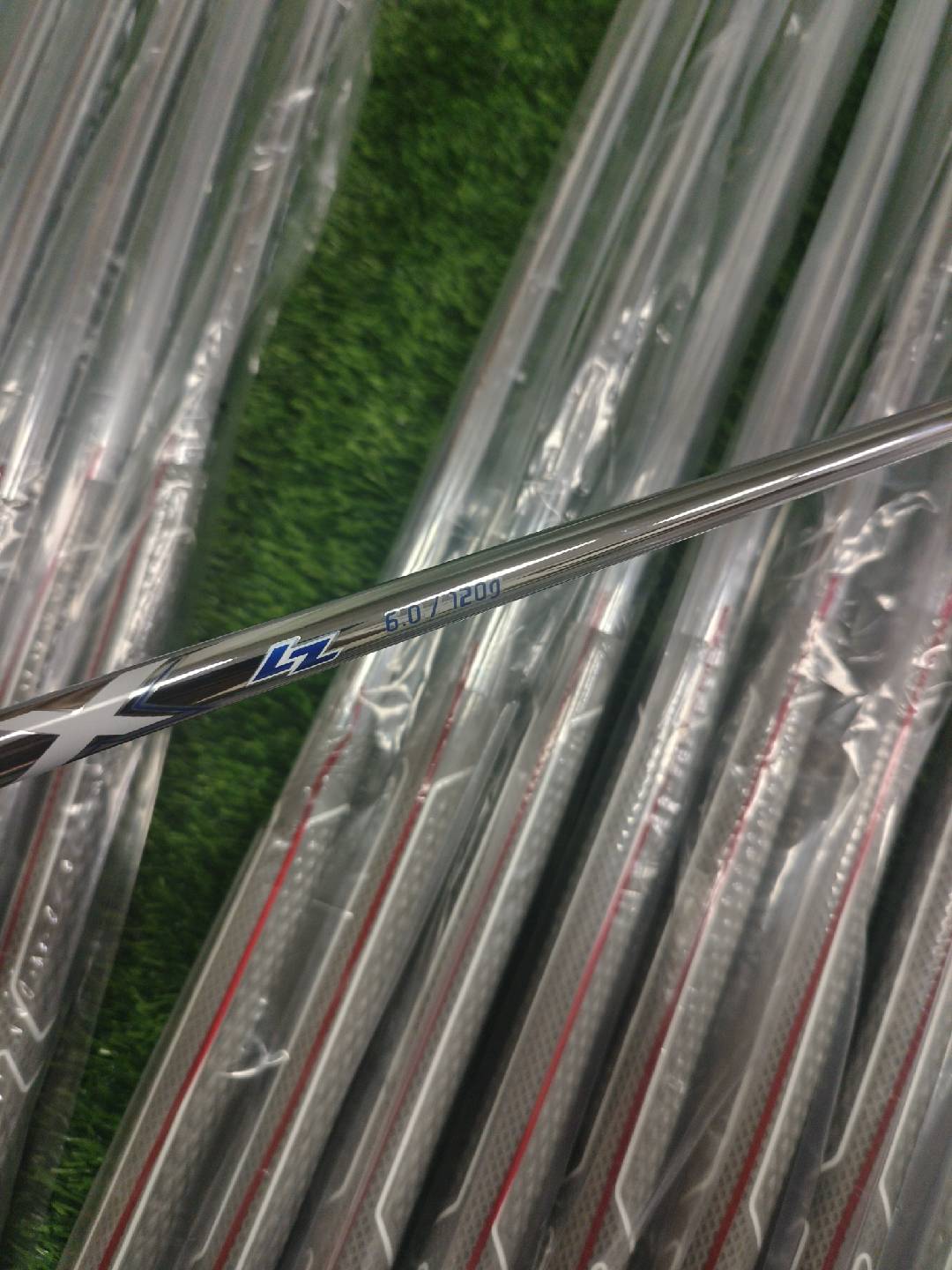 Taylormade Redbull Special Type P790 irons【US Overseas Warehouses】