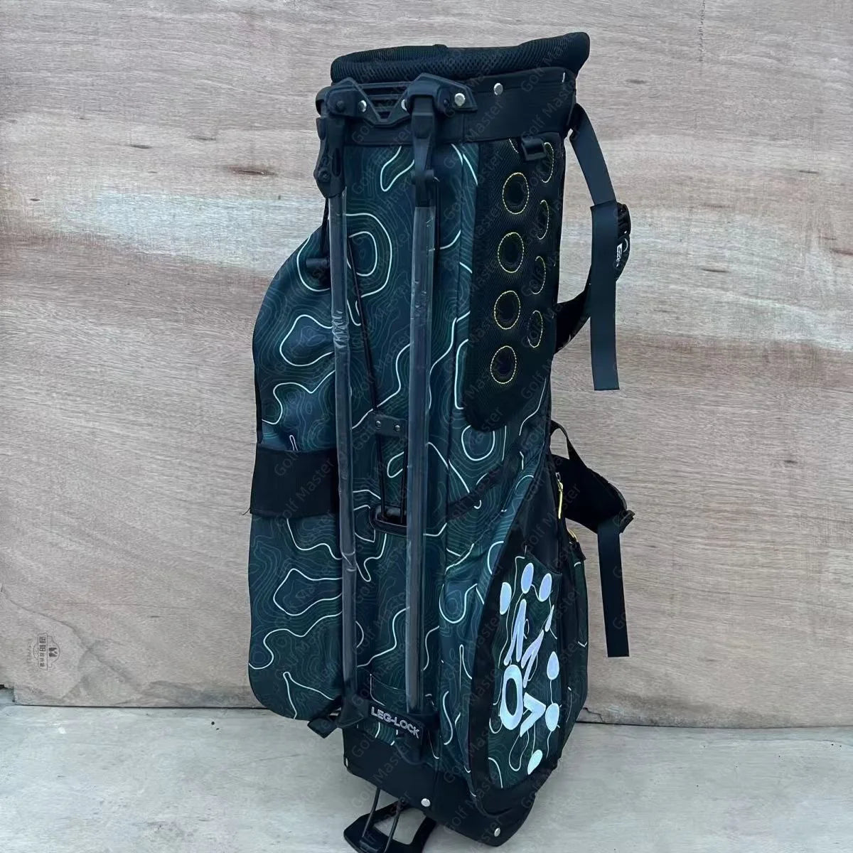 41-Scotty Cameron Bag