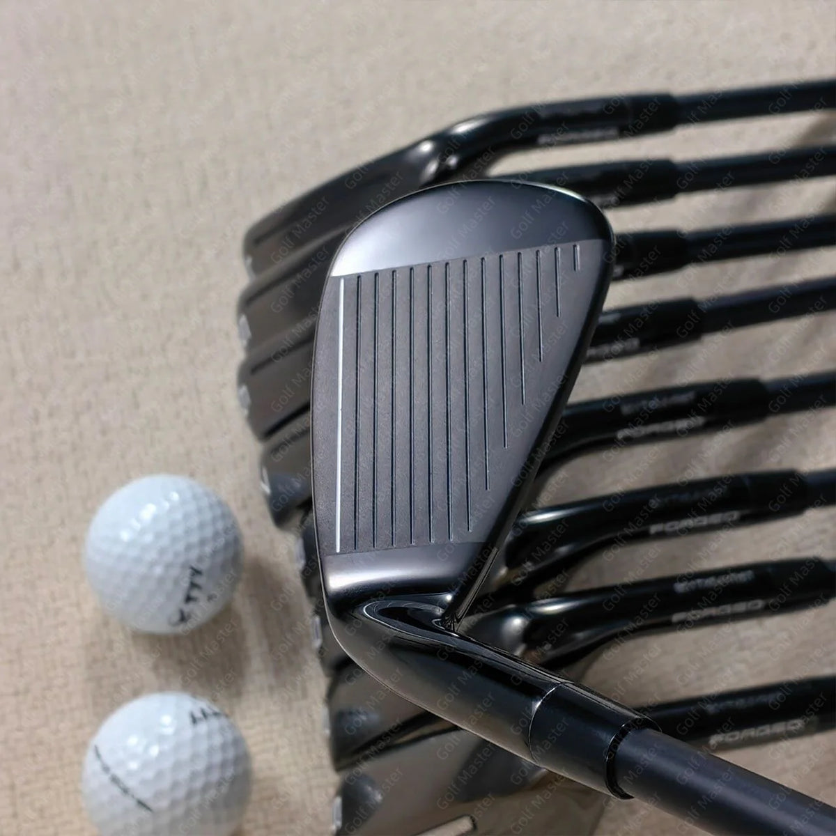 Taylormade P790 black irons(Second generation)