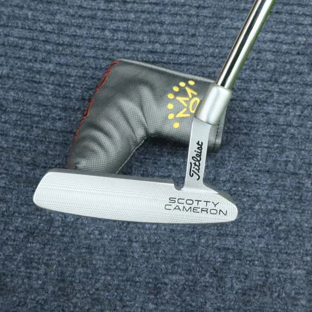 18 Scotty Cameron Putter