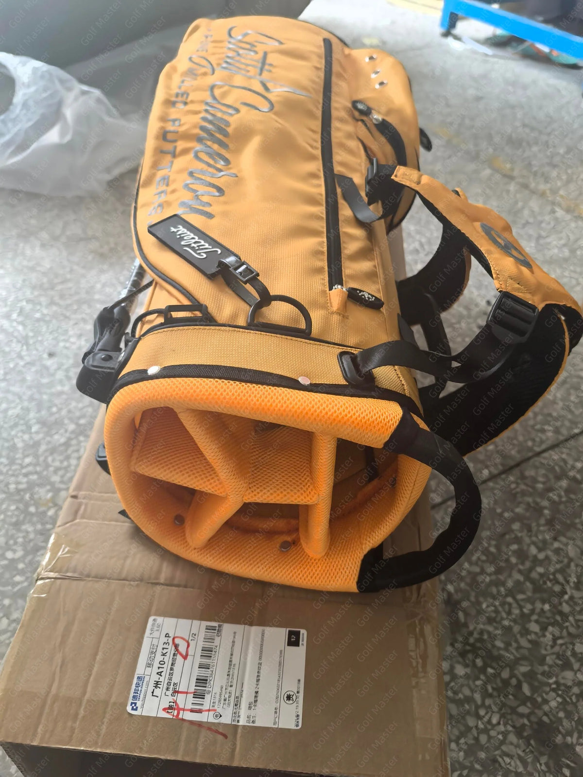 64-Scotty Cameron Bag