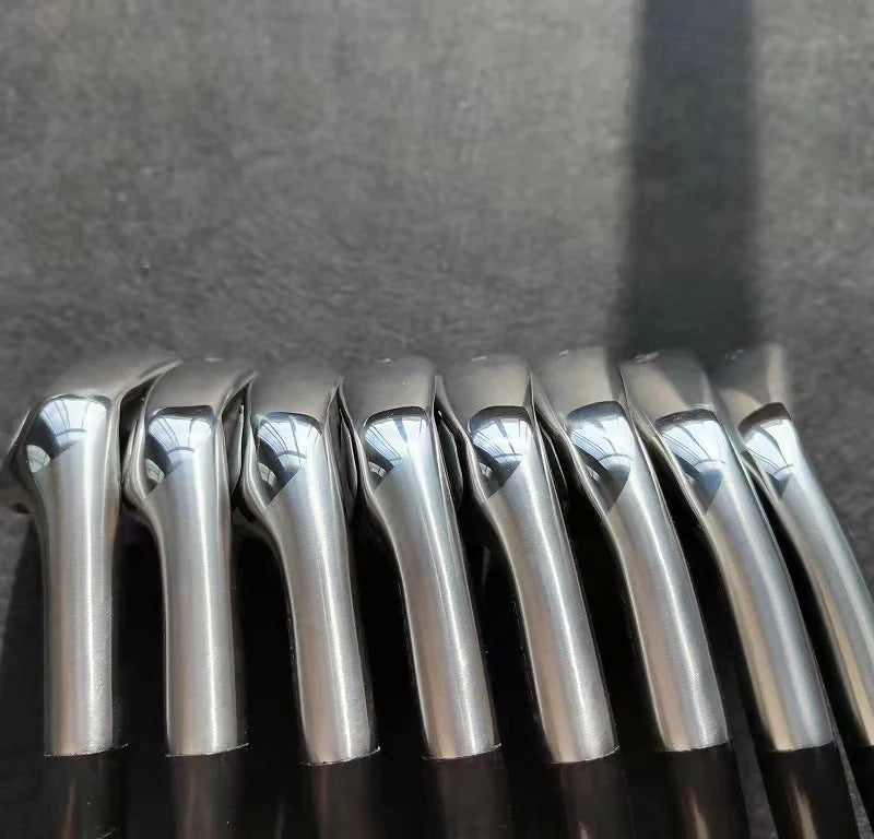 Titleist T200 Irons type 2023 classic style