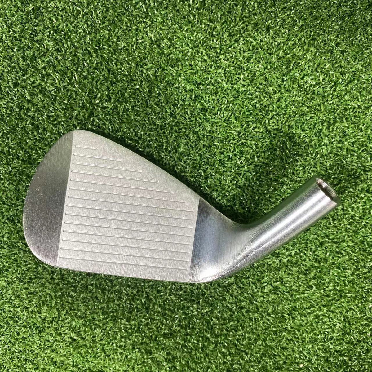 CAIMIAN MB Silver irons
