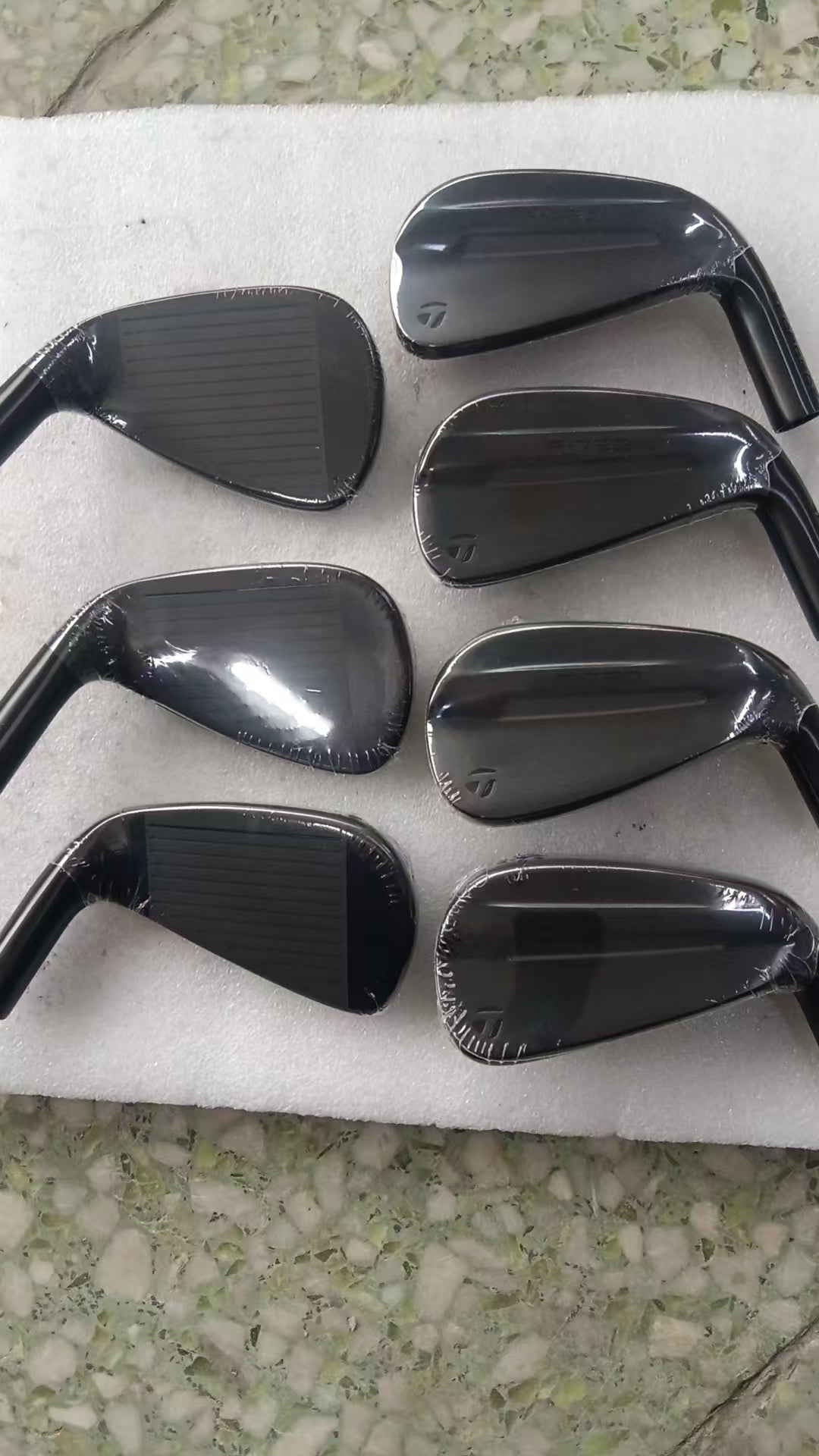Taylormade P790-2025 Black irons