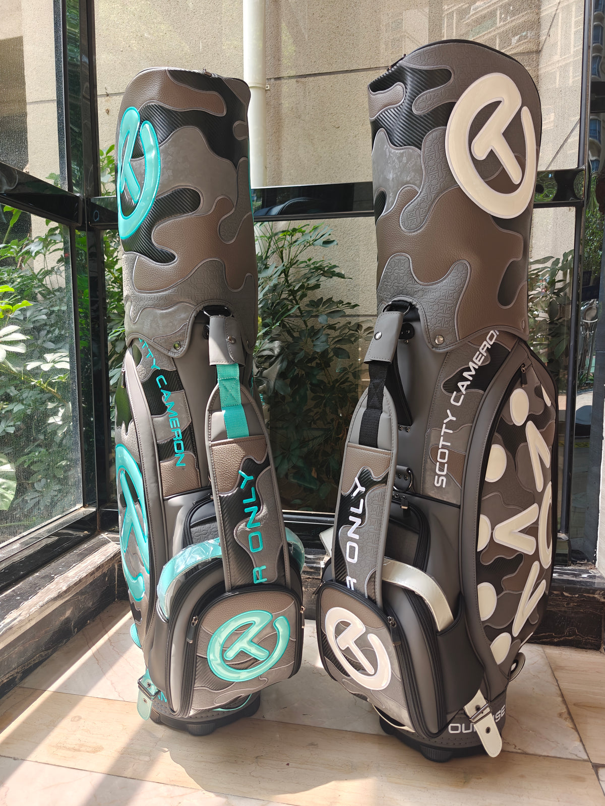 Scotty Cameron #82 #83 Bag 2026